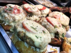 BURGER DE CASA DIN CARTOF SI CARNE DE VITA